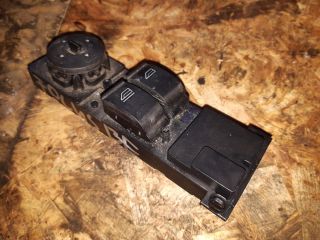 bontott FORD FOCUS II Ablakemelő és Tükör Kapcsoló