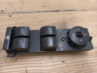 bontott FORD FOCUS II Ablakemelő és Tükör Kapcsoló