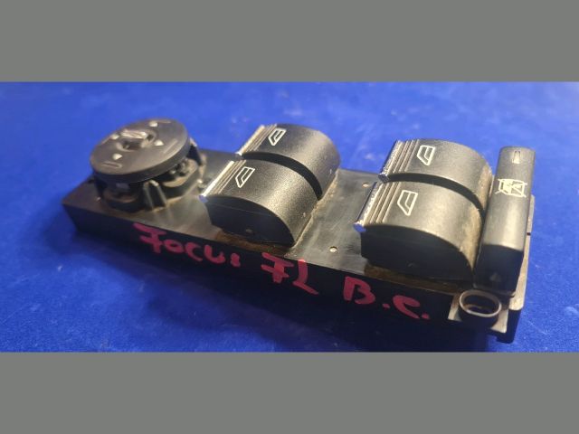 bontott FORD FOCUS II Ablakemelő és Tükör Kapcsoló