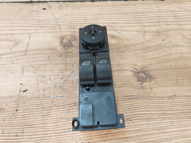 bontott FORD FOCUS II Ablakemelő és Tükör Kapcsoló