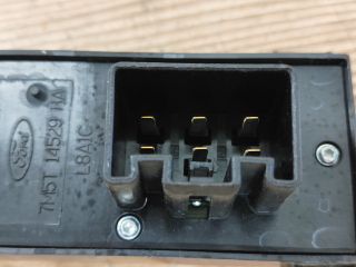 bontott FORD FOCUS II Ablakemelő és Tükör Kapcsoló