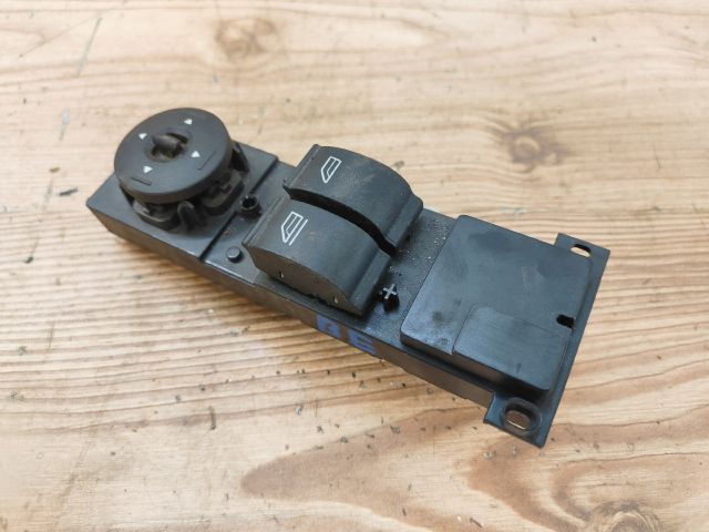 bontott FORD FOCUS II Ablakemelő és Tükör Kapcsoló