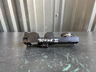 bontott FORD FOCUS II Ablakemelő Kapcsoló Négyes / Kettes