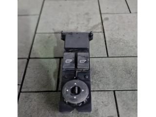 bontott FORD FOCUS II Ablakemelő Kapcsoló Négyes / Kettes