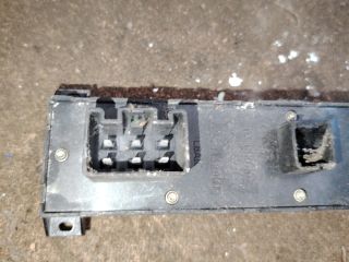 bontott FORD FOCUS II Ablakemelő Kapcsoló Négyes / Kettes