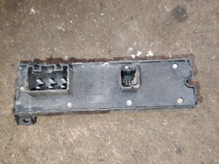 bontott FORD FOCUS II Ablakemelő Kapcsoló Négyes / Kettes