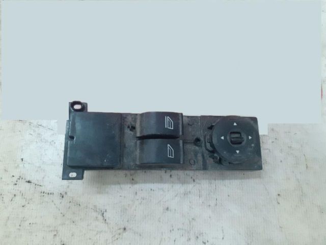 bontott FORD FOCUS II Ablakemelő Kapcsoló Négyes / Kettes