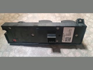 bontott FORD FOCUS II Ablakemelő Kapcsoló Négyes / Kettes