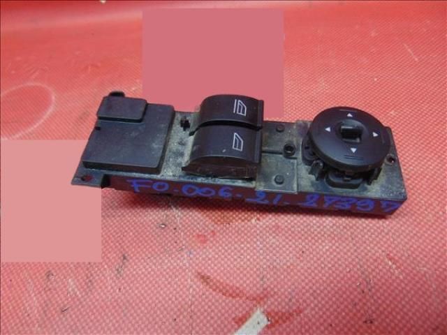 bontott FORD FOCUS II Ablakemelő Kapcsoló Négyes / Kettes