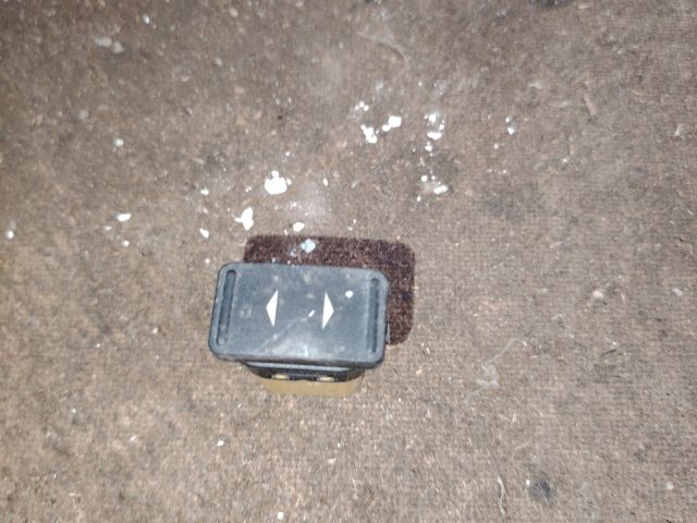 bontott FORD FOCUS II Ablakemelő Kapcsoló (Pozíciófüggetlen)