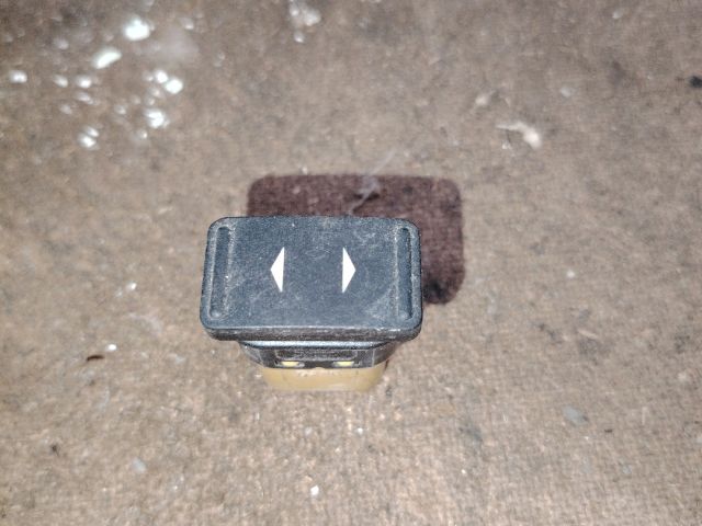 bontott FORD FOCUS II Ablakemelő Kapcsoló (Pozíciófüggetlen)