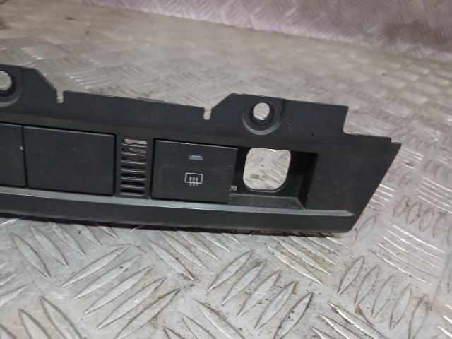 bontott FORD FOCUS II Ablakfűtés Kapcsoló