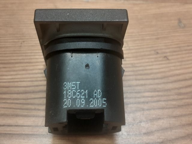 bontott FORD FOCUS II Ablakfűtés Kapcsoló