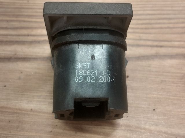 bontott FORD FOCUS II Ablakfűtés Kapcsoló