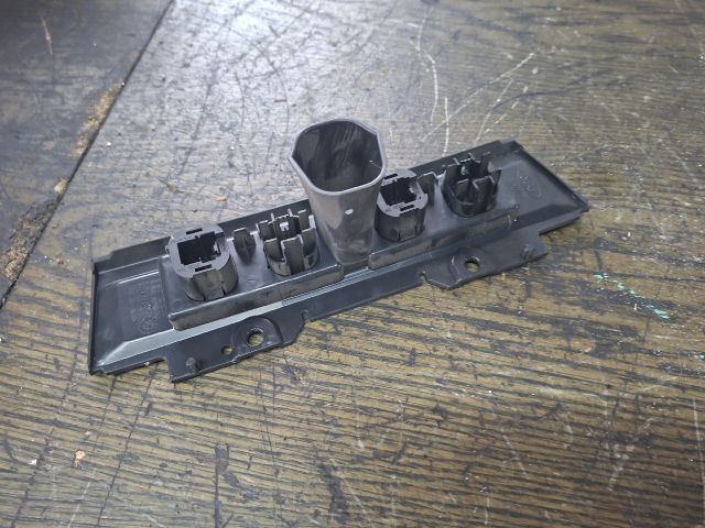 bontott FORD FOCUS II Ablakfűtés Kapcsoló