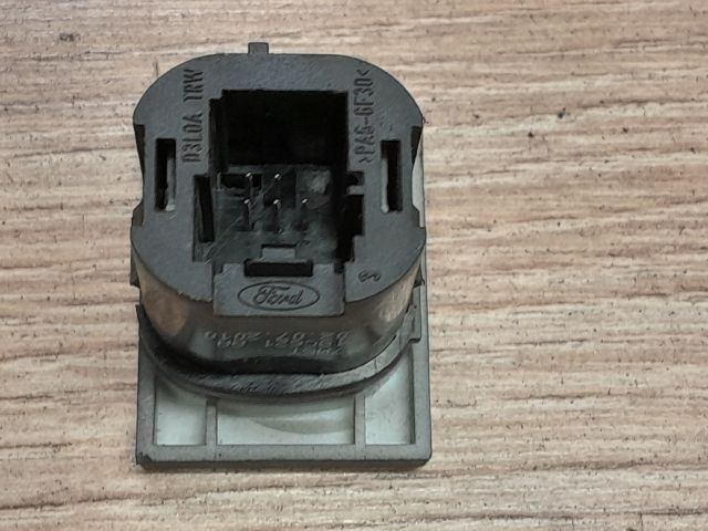 bontott FORD FOCUS II Ablakfűtés Kapcsoló