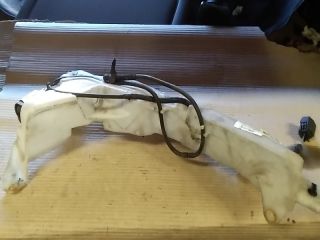 bontott FORD FOCUS II Ablakmosó Tartály