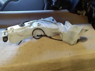 bontott FORD FOCUS II Ablakmosó Tartály