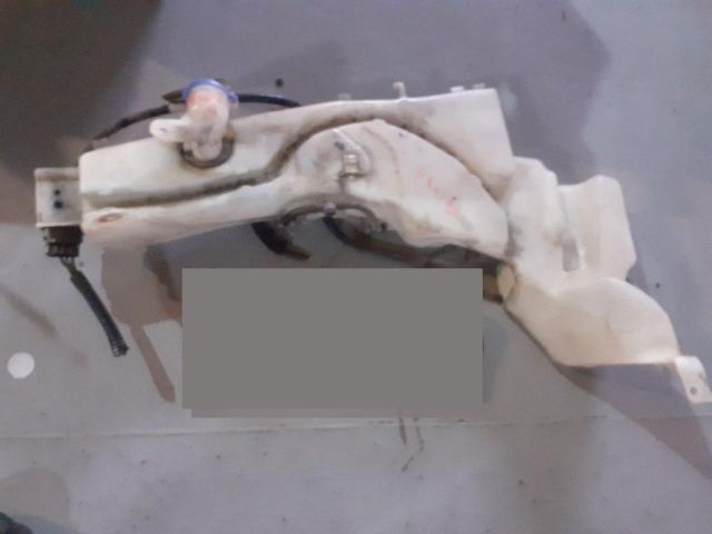 bontott FORD FOCUS II Ablakmosó Tartály