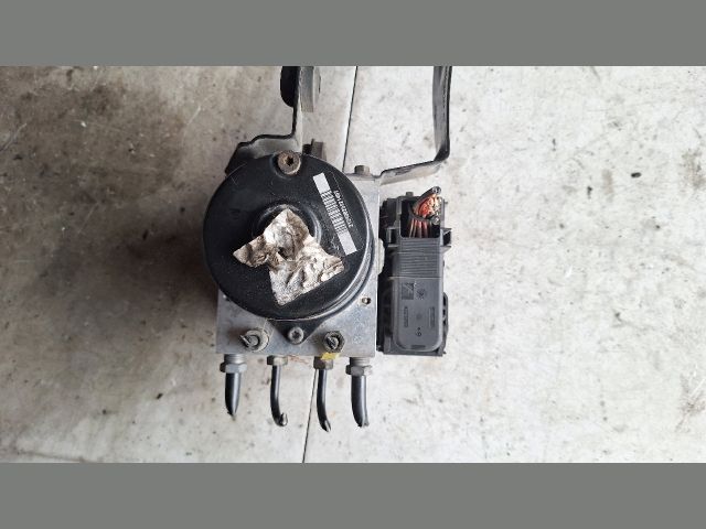 bontott FORD FOCUS II ABS / ABR / ESP Pumpa