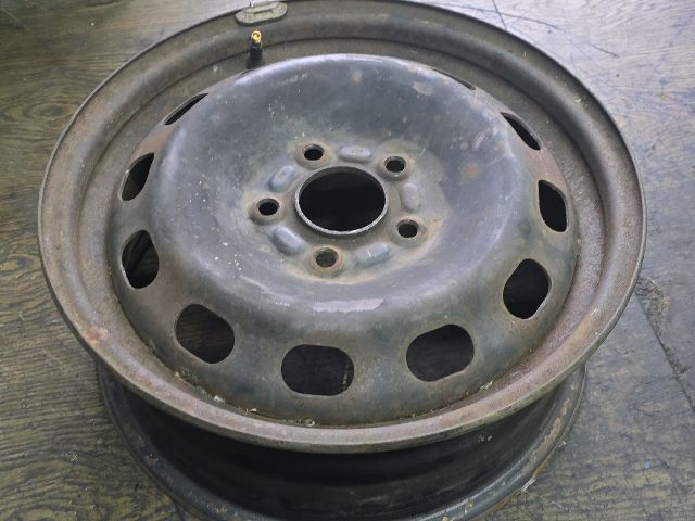 bontott FORD FOCUS II Acélfelni (1 db)