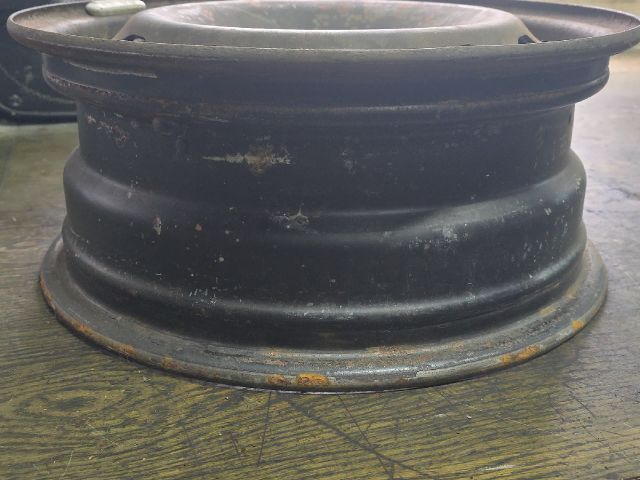 bontott FORD FOCUS II Acélfelni (1 db)