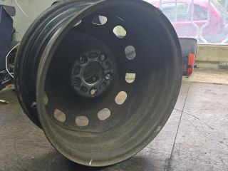 bontott FORD FOCUS II Acélfelni (1 db)