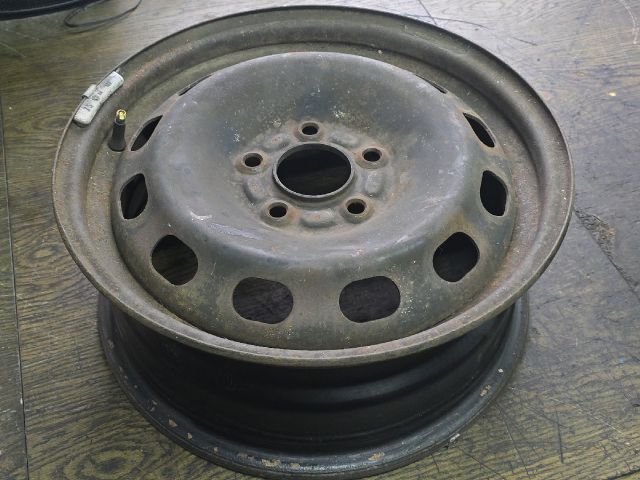 bontott FORD FOCUS II Acélfelni (1 db)