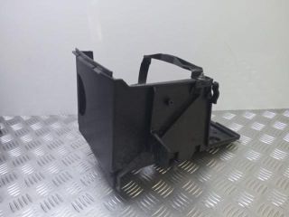 bontott FORD FOCUS II Akkumulátor Tartó