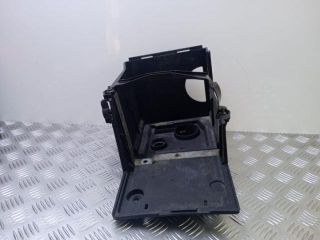 bontott FORD FOCUS II Akkumulátor Tartó