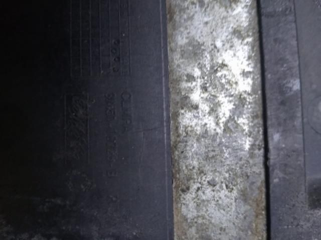 bontott FORD FOCUS II Akkumulátor Tartó