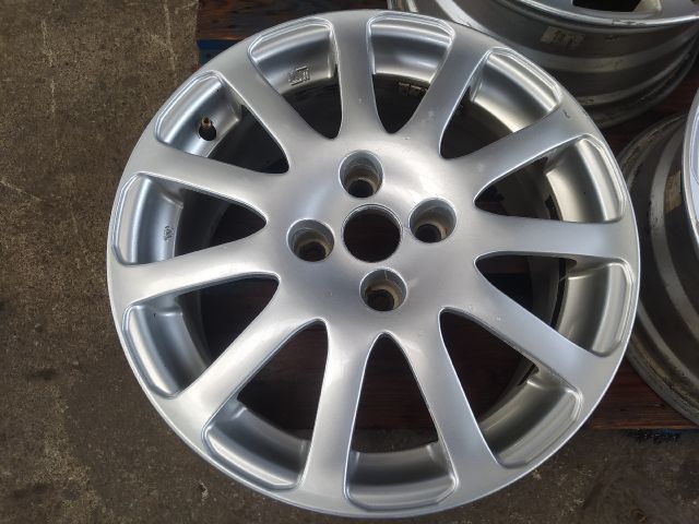 bontott FORD FOCUS II Alufelni Szett