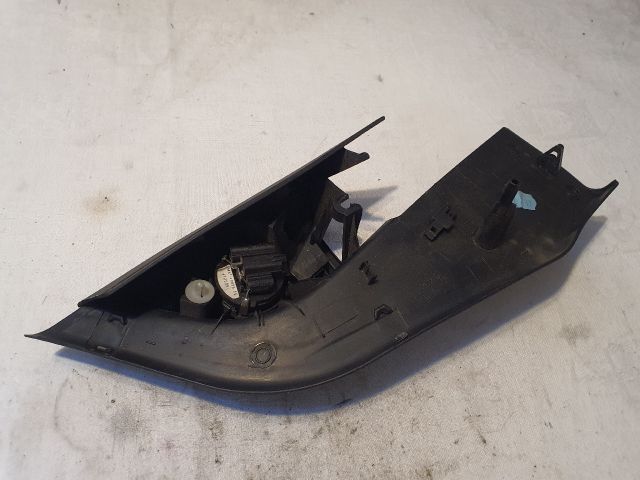 bontott FORD FOCUS II Bal A Oszlop Hangszóró Burkolat