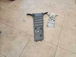 bontott FORD FOCUS II Bal B Oszlop Burkolat