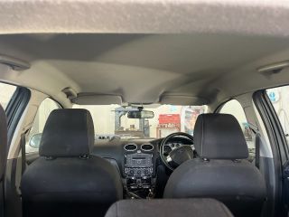 bontott FORD FOCUS II Bal B Oszlop Burkolat