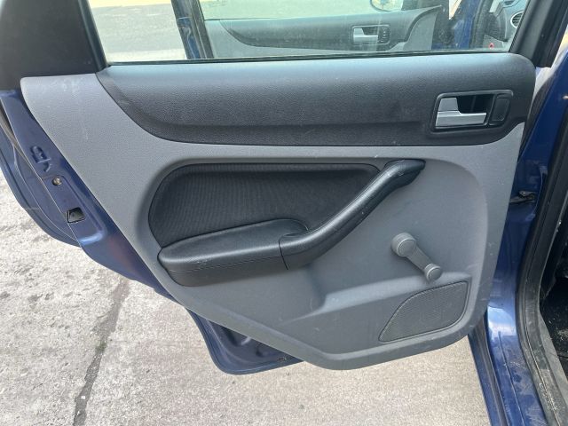 bontott FORD FOCUS II Bal B Oszlop Burkolat