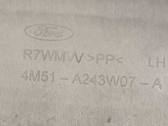 bontott FORD FOCUS II Bal B Oszlop Burkolat