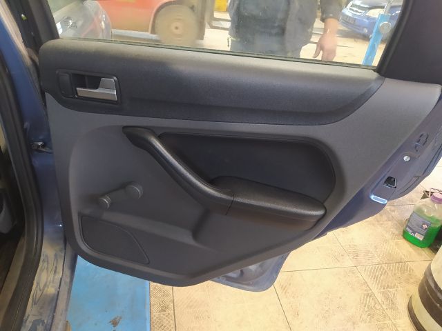 bontott FORD FOCUS II Bal C Oszlop Burkolat