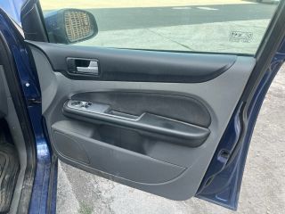 bontott FORD FOCUS II Bal C Oszlop Burkolat