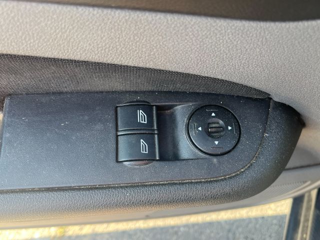 bontott FORD FOCUS II Bal C Oszlop Burkolat