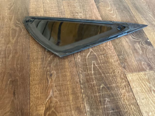 bontott FORD FOCUS II Bal C Oszlop Oldalablak Üveg