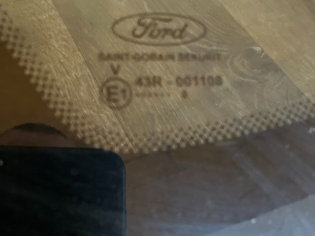 bontott FORD FOCUS II Bal C Oszlop Oldalablak Üveg