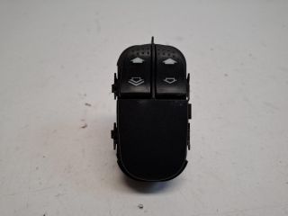 bontott FORD FOCUS II Bal első Ablakemelő Kapcsoló