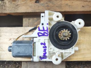 bontott FORD FOCUS II Bal első Ablakemelő Motor