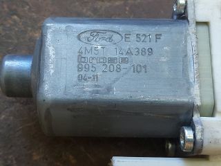 bontott FORD FOCUS II Bal első Ablakemelő Motor