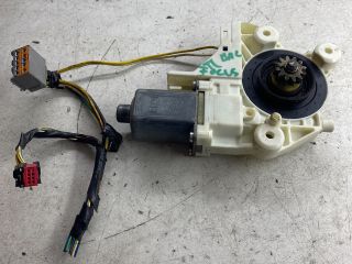 bontott FORD FOCUS II Bal első Ablakemelő Motor