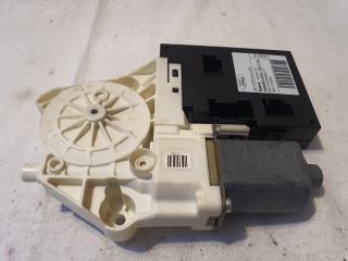 bontott FORD FOCUS II Bal első Ablakemelő Motor