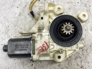 bontott FORD FOCUS II Bal első Ablakemelő Motor