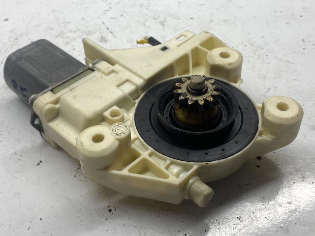 bontott FORD FOCUS II Bal első Ablakemelő Motor