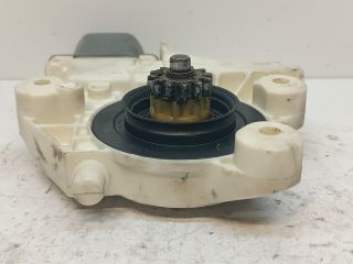 bontott FORD FOCUS II Bal első Ablakemelő Motor